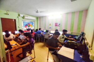 computer-lab-adb-1444_960